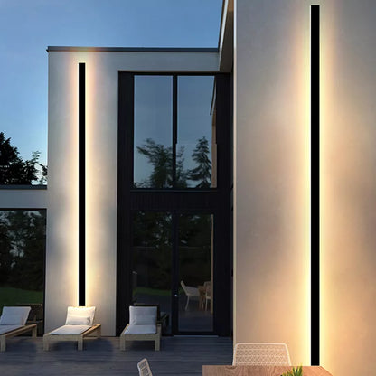 Modern Waterproof  LED Outdoor Wall Light