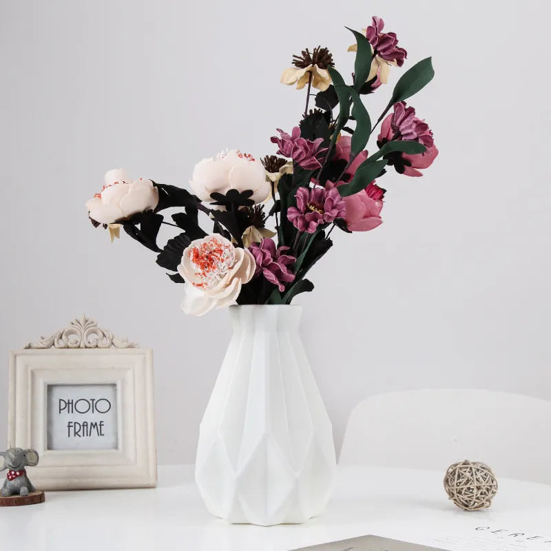 Nordic Plastic Flower Vase